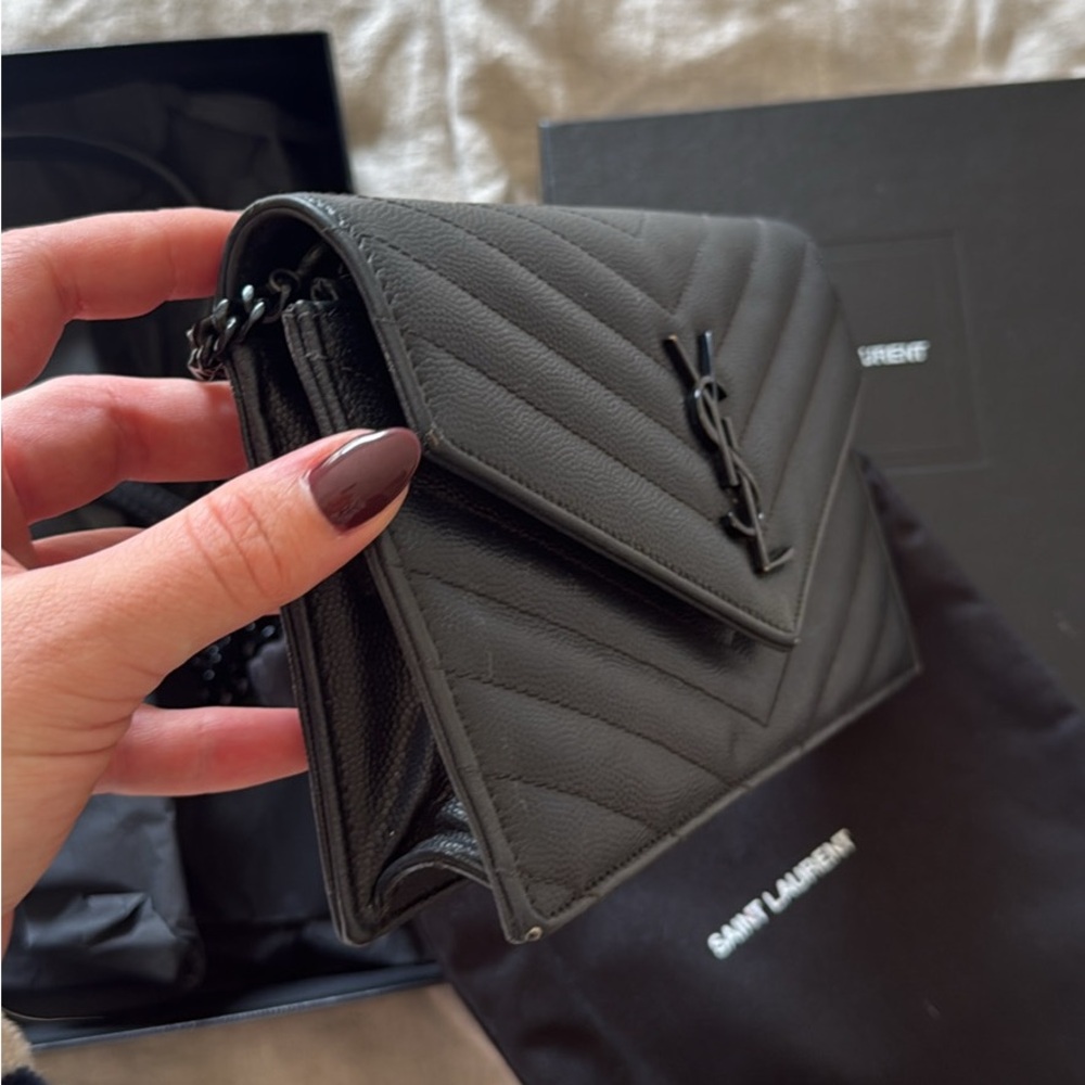Saint Laurent Black Cassandre Envelope Chain Bag - Picture 8 of 8